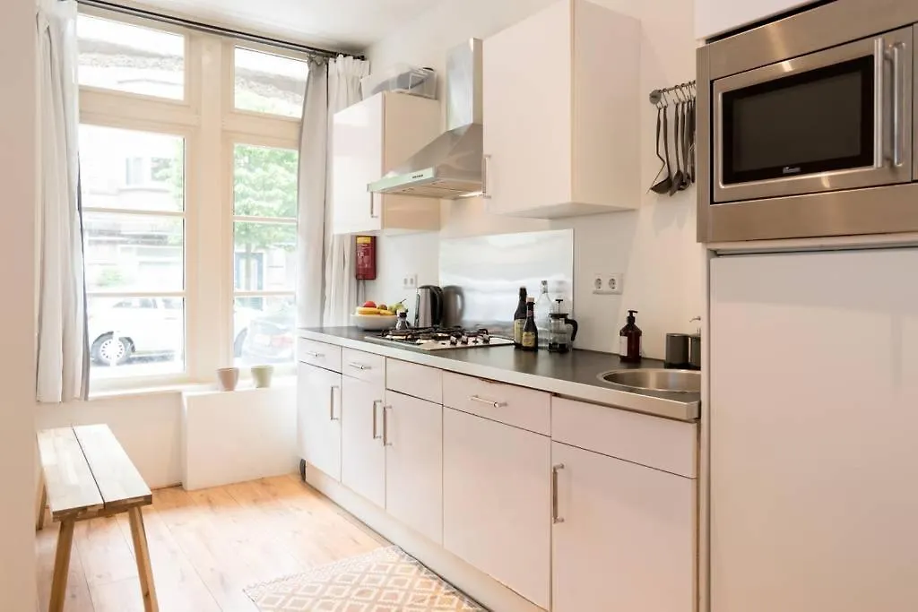 לינה וארוחת בוקר אמסטרדם B&B De Baarsjes הולנד
